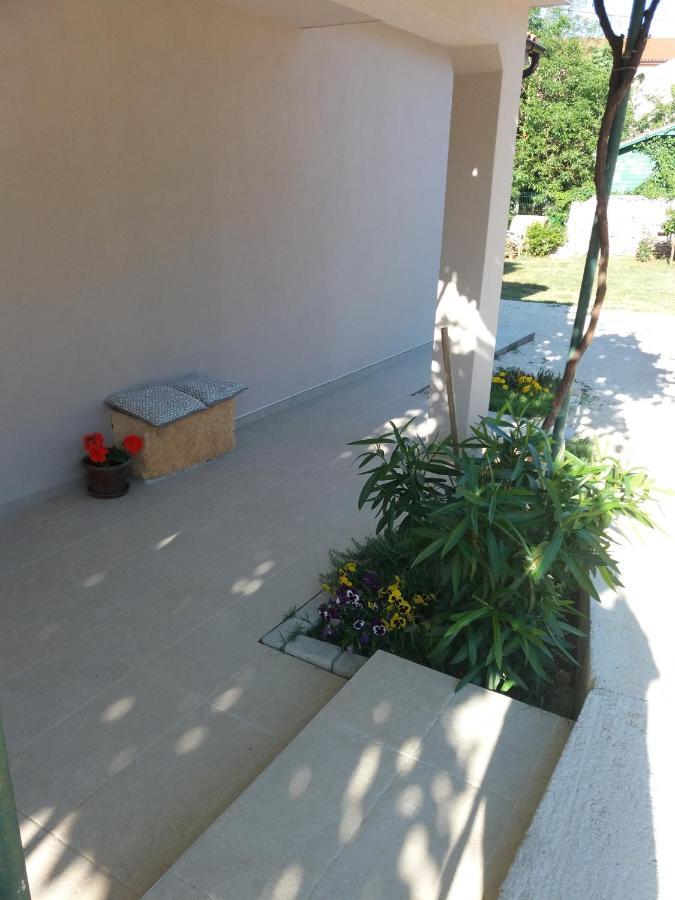 House Mergi 2 Pomer Bagian luar foto